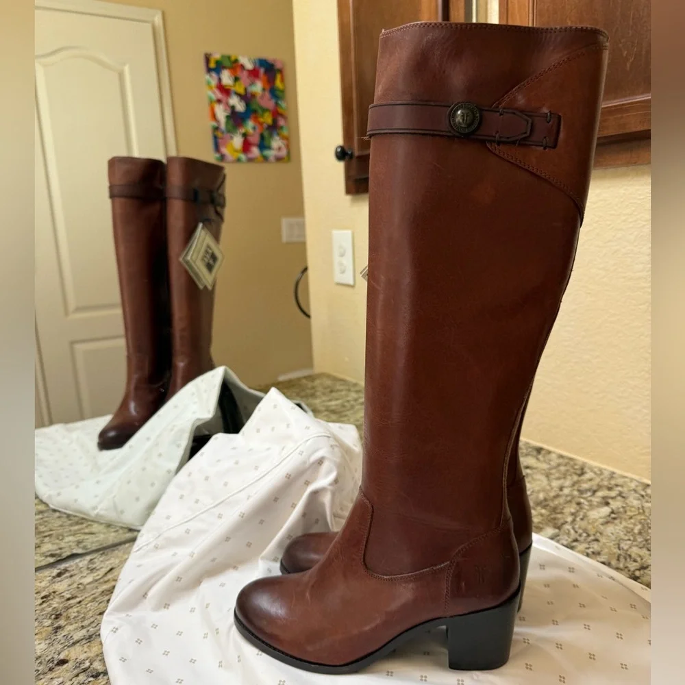 Frye Malorie Button Boots - New size 7.5 - Picture 2 of 7